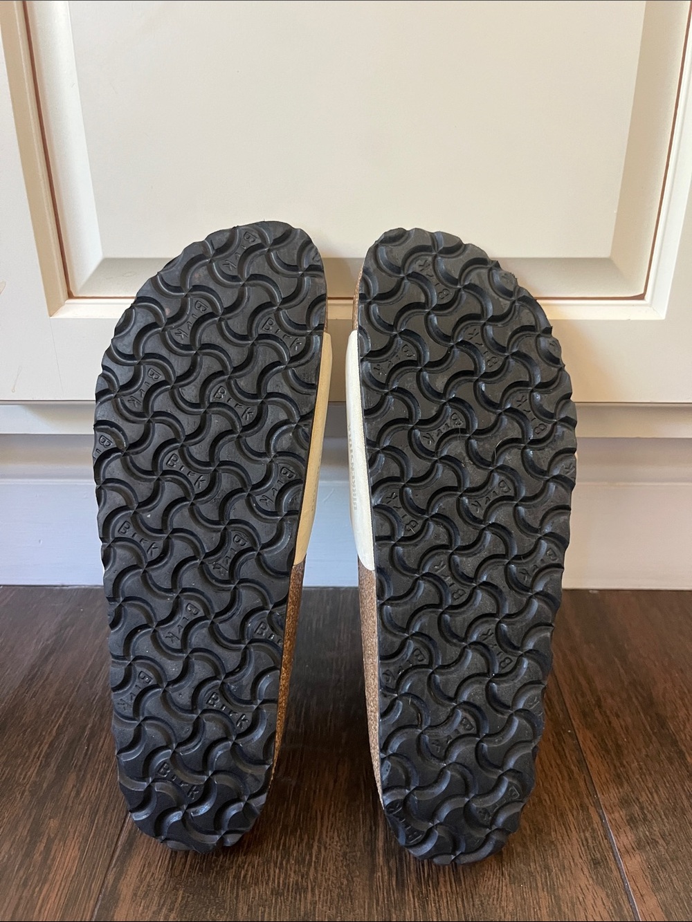 Like New! BIRKENSTOCK BIG BUCKLE Madrid Sandals - Picture 11 of 12